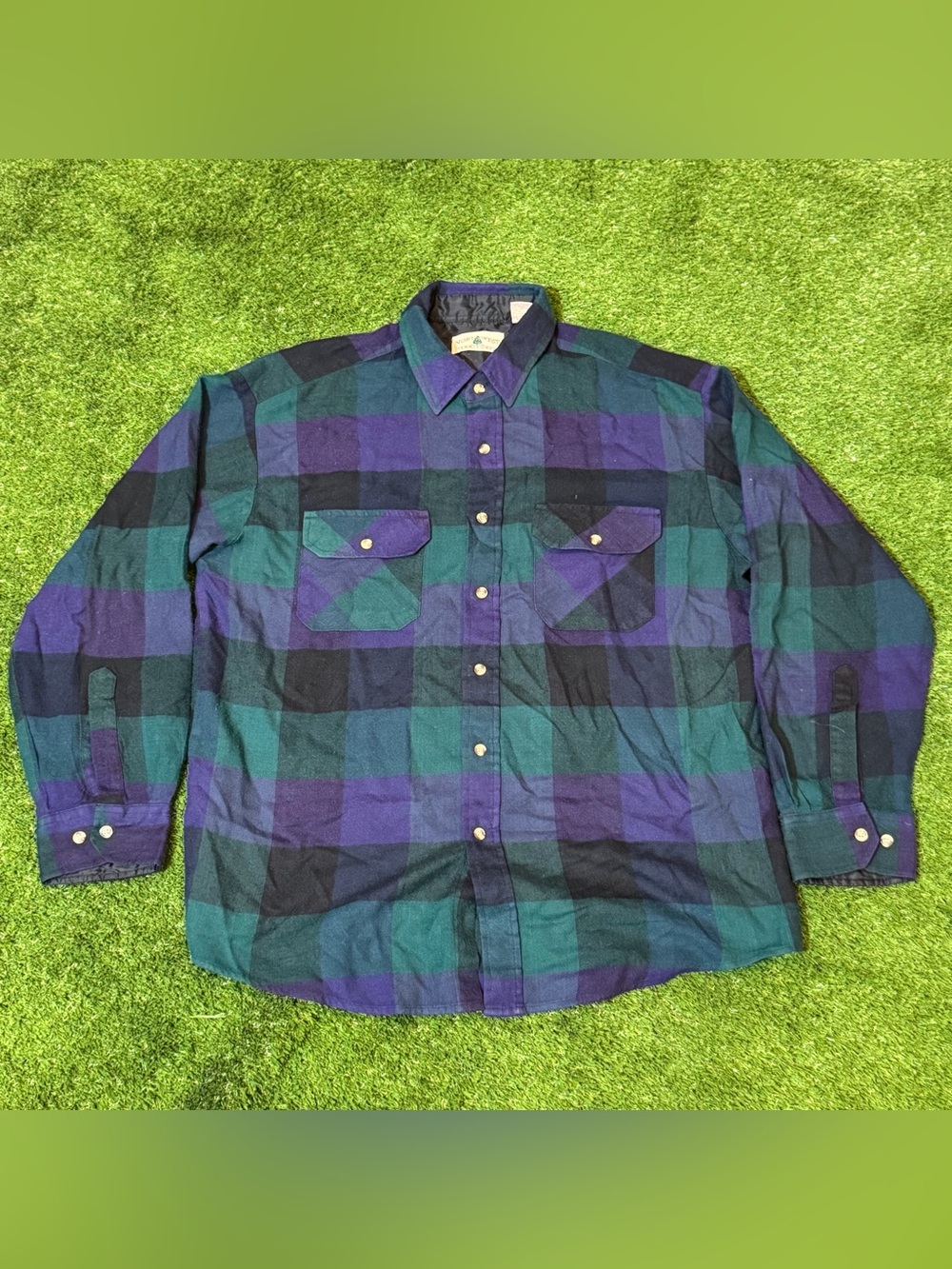 VTG Northwest Territory Men's Large Long Sleeve Flannel Green Purple Black Plaid
